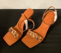 Vetaste Womens Square Toe Heels, 7.5