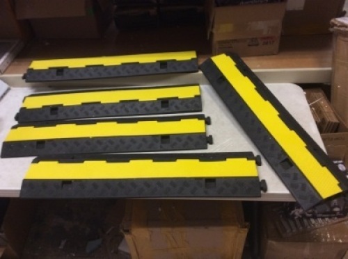 Rubber Speed Bump Cable Protectors 11000lb per Axle Capacity - E-Comm Returns