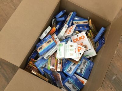 Box of False Eye Lashes