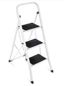 3-Step Portable Folding Step Ladder w/ Non-Slip Feet, 330lb Capacity