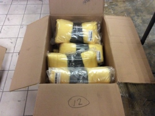 Lot of (12) Royal Plush&nbsp;Aspen Gold Throw Blankets - New&nbsp;