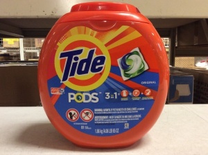 Tide Pods Liquid Laundry Detergent Pacs, Original, 81 ct - New 