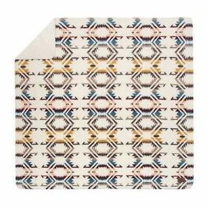 Pendleton Sherpa Fleece Blanket, White Sands Multi, King - Appears New 