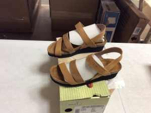 Women's Naot Kayla Sandal Oily Dune Nunbuck - Appear New 