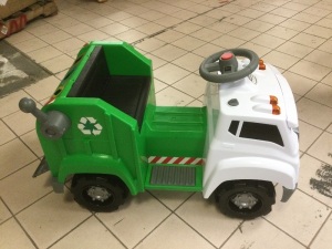 Kid Trax Real Rigs Toddler Recycling Truck Interactive Ride On Toy 6V - Appears New, Tested/Works