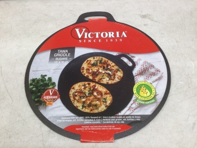 Victoria Seasoned Cast Iron 15" Tawa Griddle Budare - New