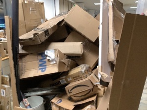 Pallet of Assorted E-Comm Returns, Mixed Condition