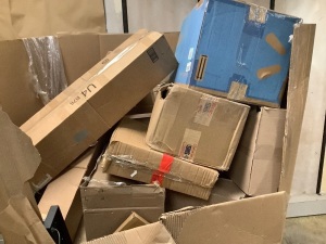 Pallet of Assorted E-Comm Returns, Mixed Condition