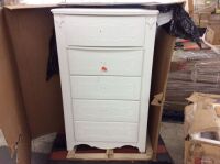 Exquisite 5 Drawer Chest of Drawers