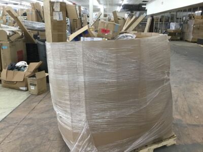 High Piece Count Pallet of E-Comm Returns