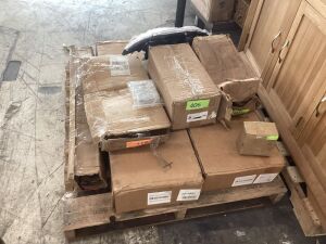 Pallet of Car Parts - Uninspected 