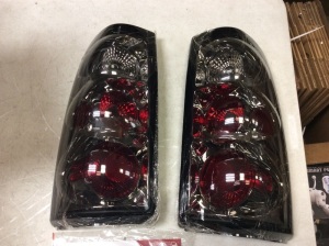 Spec-D Chrome Red/Smoke Tail Lights fit for Chevrolet Silverado 99-02 - Appear New 