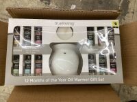 Case of (2) Oil Warmer Gift Sets&nbsp;