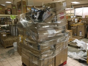 Pallet of Salvage DOT COM Returns. Will Contain Broken and Incomplete Items