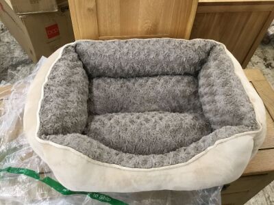 Small Pet Bed 