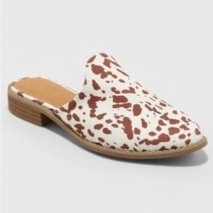 Universal Threads Cow Print Maura Flats - Size 5.5