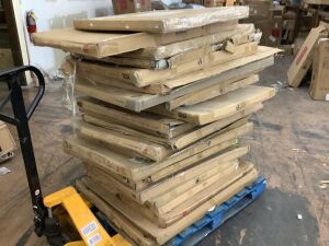 Pallet of Fireplace Screens, Multiple Sizes/Styles 