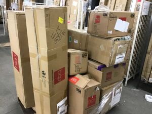 Pallet of Uninspected Christmas Items 