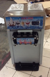 ZM-168 Professional 110V Commercial Soft Ice Cream Machine - Appears New