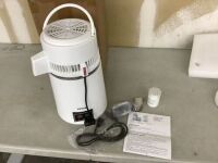 VEVOR 1.1 Gal Water Distiller 750W&nbsp;