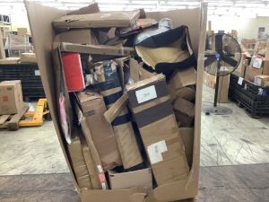 Pallet of Mixed Condition E-Commerce Return Items 