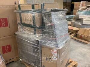 Pallet of Miscellaneous Outdoor Furniture Pieces, Unknown if Complete