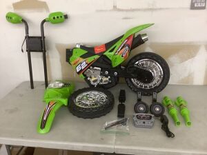 6V Kids Electric Ride-On Motorcycle Toy w/ Training Wheels, Lights, Music - Missing Hardware & Manual 