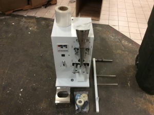 1-50g Powder Dispenser Auto Weighing & Filling Machine For Cereal Grains Tea - Unknown Condition 