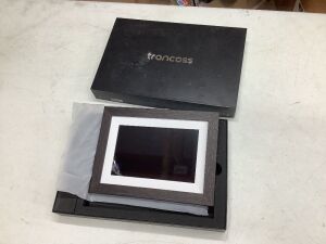 8" Digital Picture Frame 