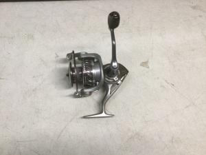 Quantum Throttle II Spinning Fishing Reel - Appears New 