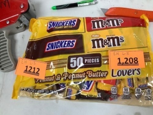 Assorted Halloween Candy 8 bags