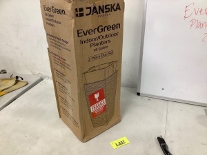 Ever Green Indoor/Outdoor Planters 1.8 Gallons 2 Piece Duo Set has minor cracks