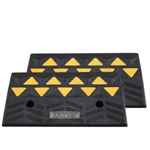 VEVOR Rubber Curb Ramp with 1 Channel, 4" Rise, 11000 lbs Load Capacity, Non Slip Surface