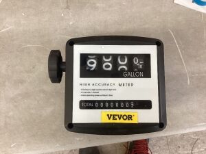 VEVOR 5 to 30 GPM Digital Diesel Fuel Flow Meter for All Fuel Transfer Pumps 10Bar