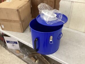 VEVOR 10 Gal Oil Disposal Bucket w/Rust-proof Coating, Lid & Lock Clips 