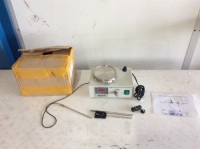 VEVOR Magnetic Stirrer with Hotplate 110V - E-Comm Return, &nbsp;Untested&nbsp;