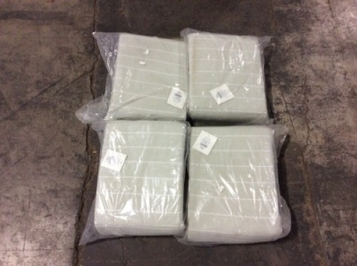 Lot of (4)&nbsp;Modern Striped Bed Blankets, Full/Queen - New&nbsp;