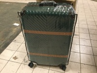 29" Lightweight Hardside Spinner Suitcase. NEW