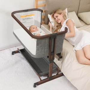 AMKE 3 in 1 Baby Bassinets,All-mesh Bedside Sleeper ,Baby Cradle with Storage Basket, Easy to Assemble for Newborn/Infant, Adjustable Bedside Crib,Safe Bed,Travel 32.7"L x 23.2"W x 37.4"H