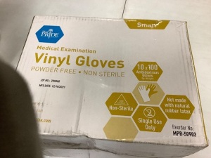 Vinyl gloves