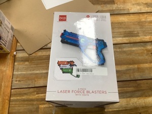 4 Pack Laser Force Blasters with vests