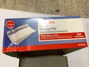 Staples Privacy Tint Easy Close Envelopes 500