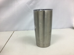 Yeti 20 oz Rambler Tumbler - E-Commerce Return, Broken Lid