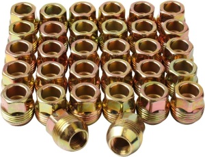 Set of 32, 14mmx1.5 OEM Factory Wheel Lug Nuts Replacement for Sliverado Sierra 2500HD 3500HD Yukon Avalanche Suburban Express 2500 C2500 K2500 Escalade Traverse Yukon M14x1.5 Studs 8 Lug Wheel