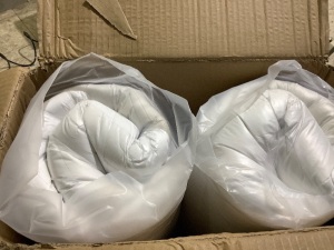 Quen 20X30in mattress covers lot of 2