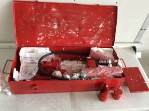 20 Ton Capacity Hydraulic Body Frame Repair Kit - Unknown Condition