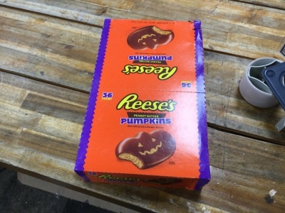 Box of Reeses Pumpkins 36ct