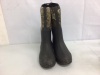 SHE Outdoor Camo Utility Waterproof Rubber Boots for Ladies, 10M - E-Commerce Return, Worn