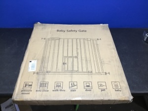 Baby Gate - Appears New 