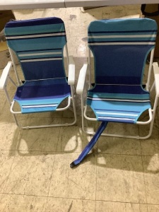 set of 2 blue striped beach chairs 